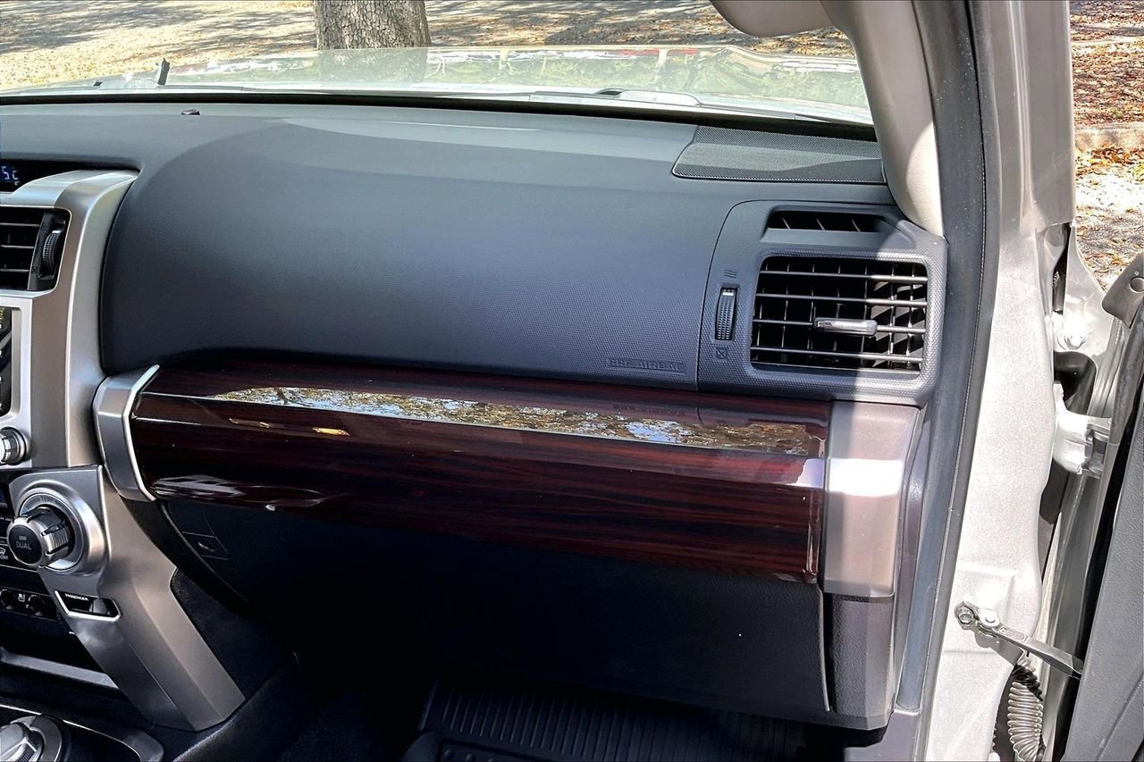 Used 2021 Toyota 4Runner Limited image 22