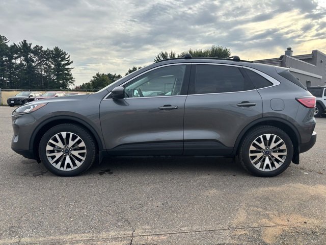 Used 2022 Ford Escape Titanium w/ Class II Trailer Tow Package image 4