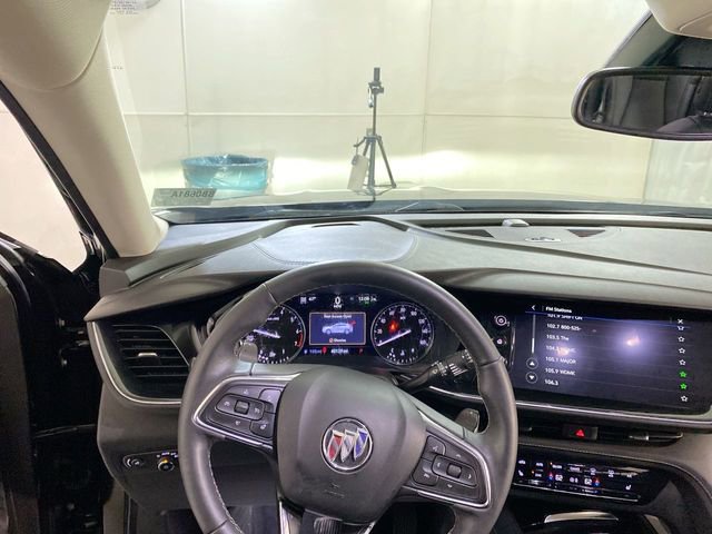 Used 2023 Buick Envision Essence image 33