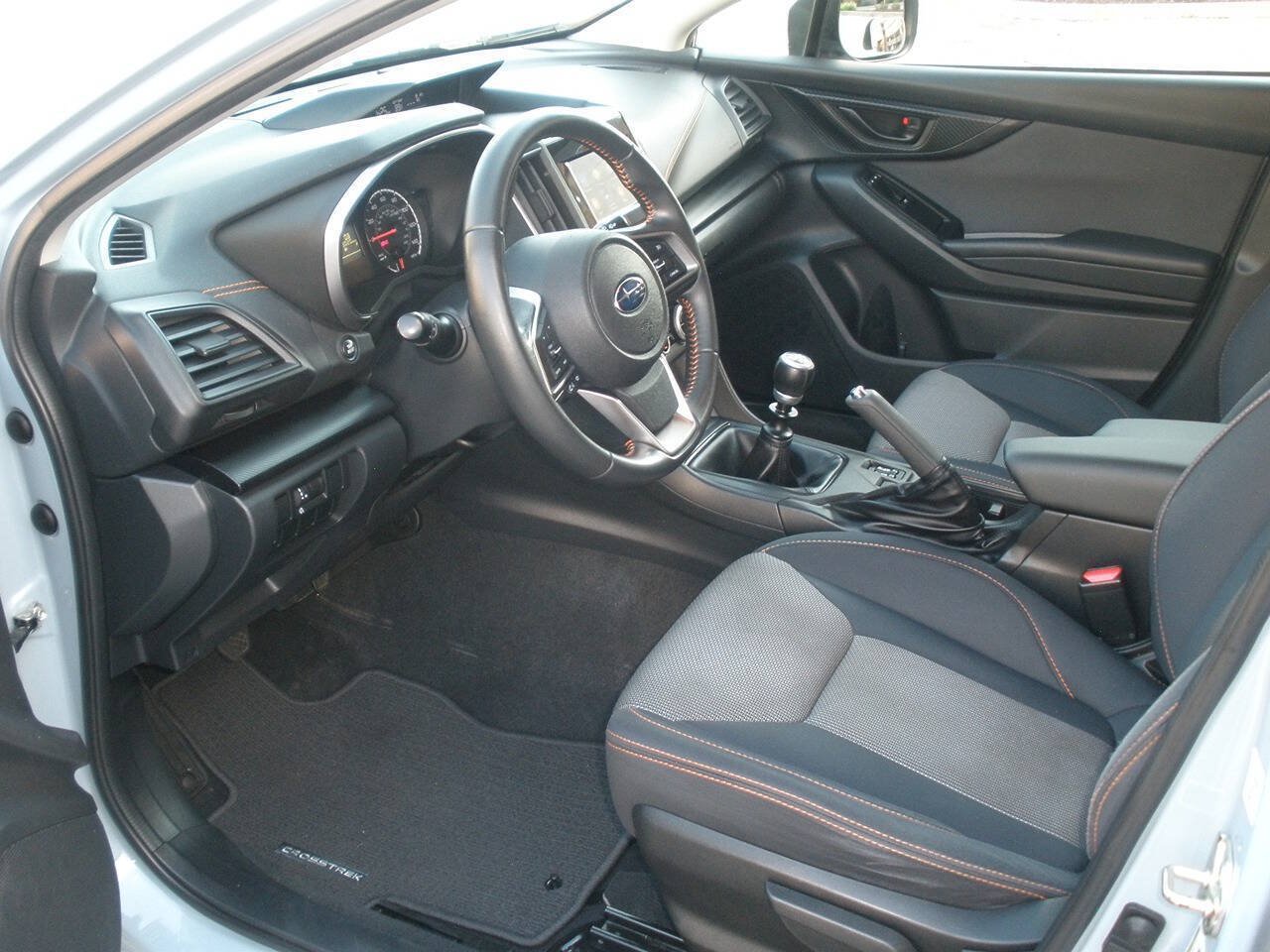 Used 2020 Subaru Crosstrek 2.0i Premium AWD/4WD image 24
