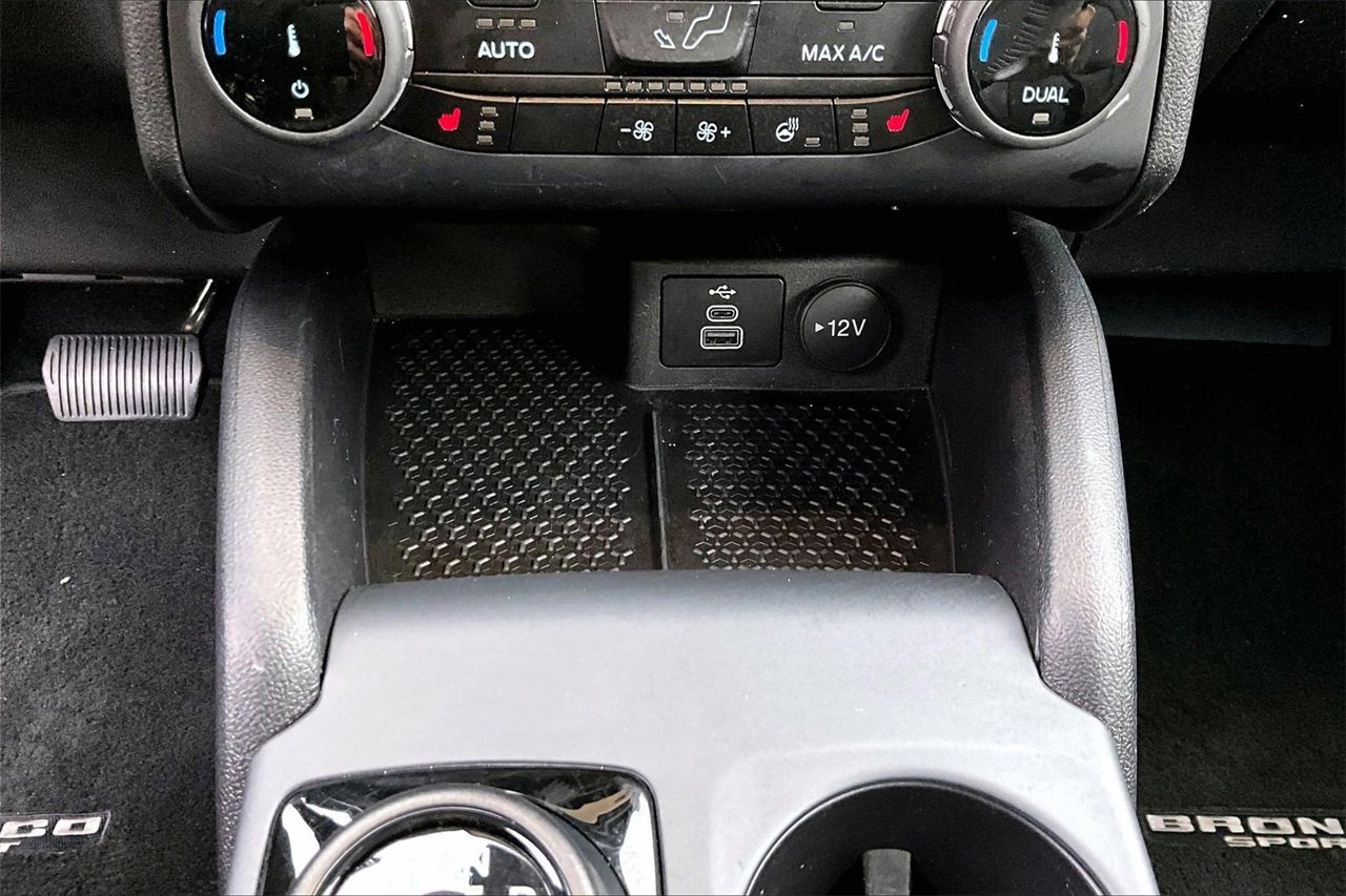 Used 2024 Ford Bronco Sport Outer Banks image 16