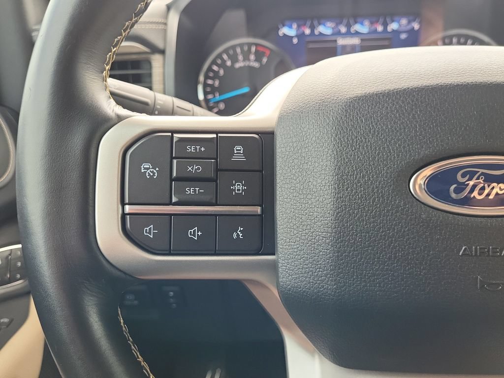Used 2022 Ford Expedition Limited AWD/4WD image 25