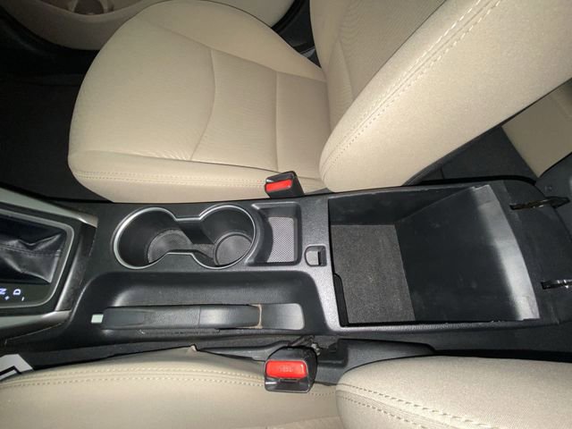 Used 2015 Hyundai Elantra SE image 19