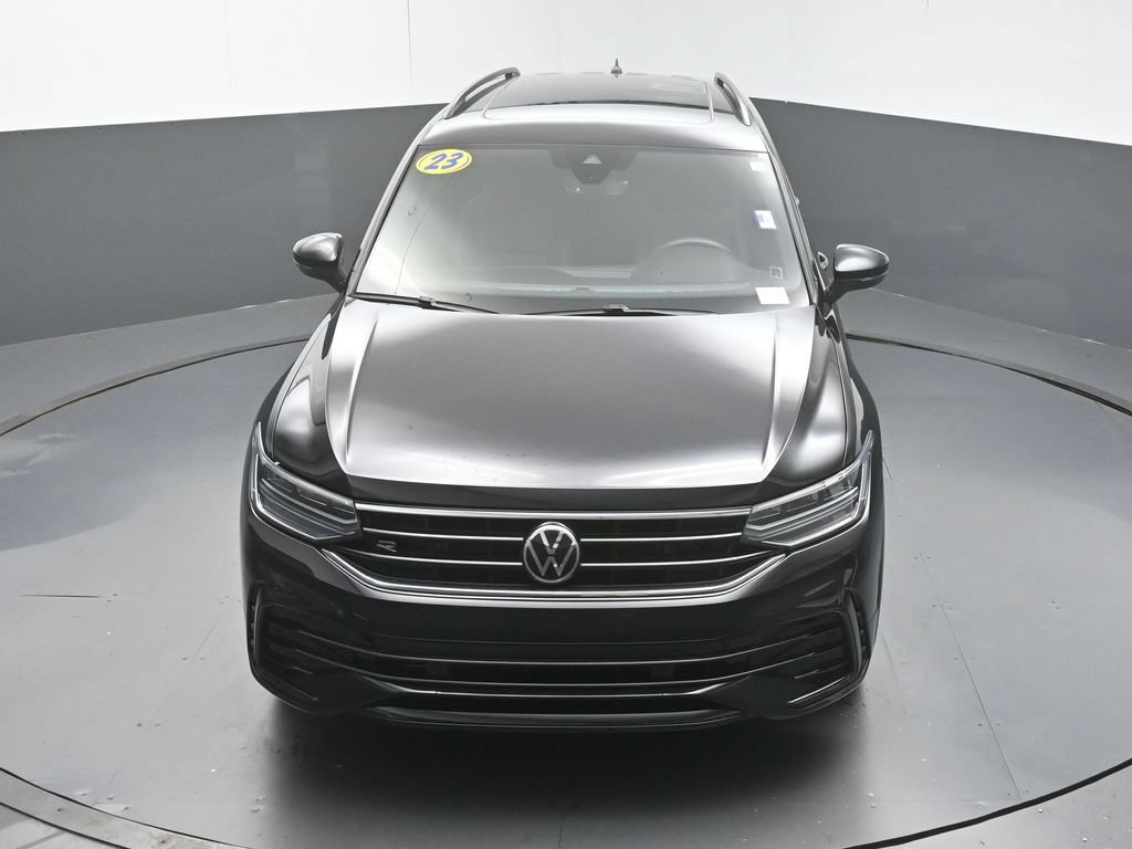 Used 2023 Volkswagen Tiguan SE R-Line FWD image 42