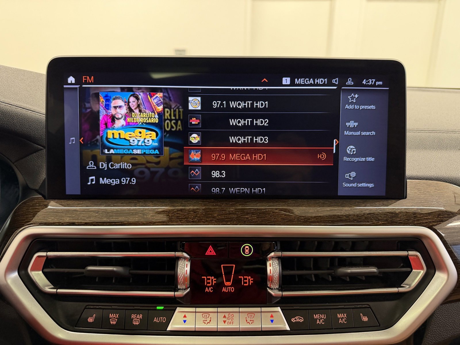 Used 2024 BMW X4 M40i w/ Premium Package image 18