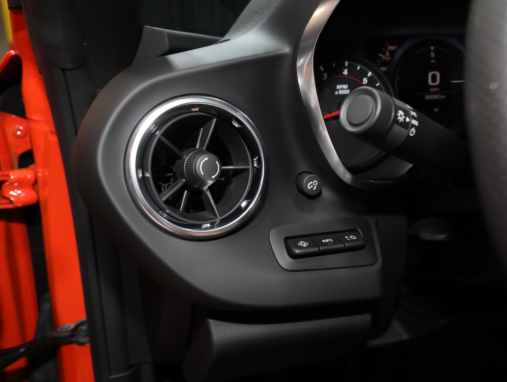 Used 2020 Chevrolet Camaro SS RWD image 72