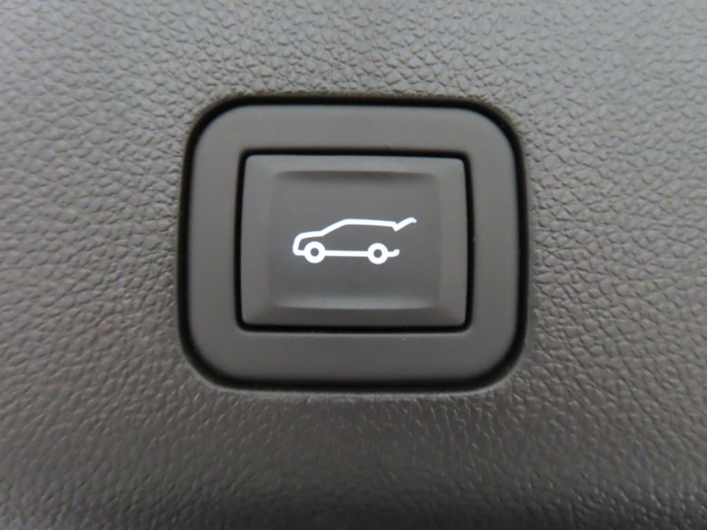 Used 2023 GMC Yukon Denali image 38