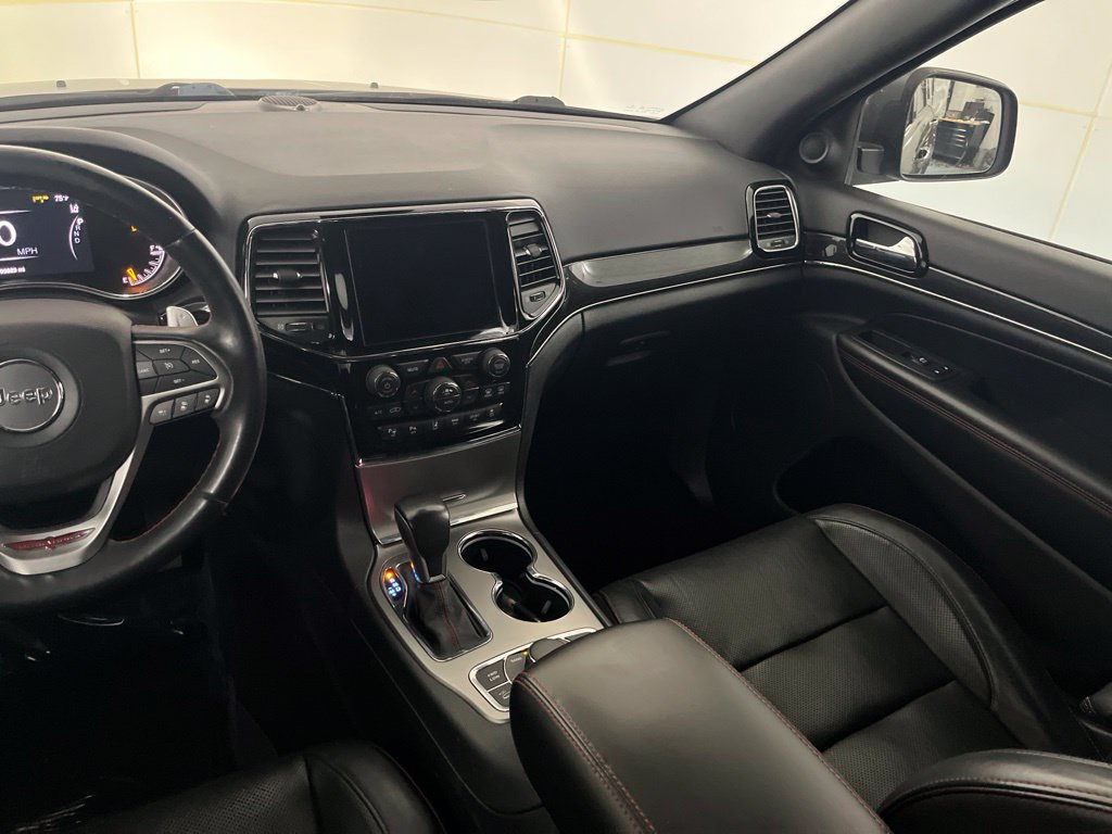 Used 2019 Jeep Grand Cherokee Trailhawk w/ Trailhawk Luxury Group AWD/4WD image 37