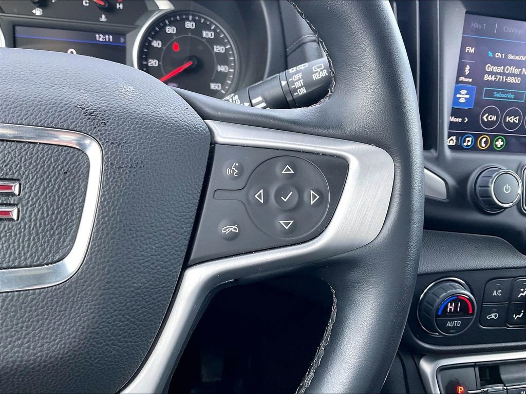 Used 2024 GMC Terrain SLT image 22