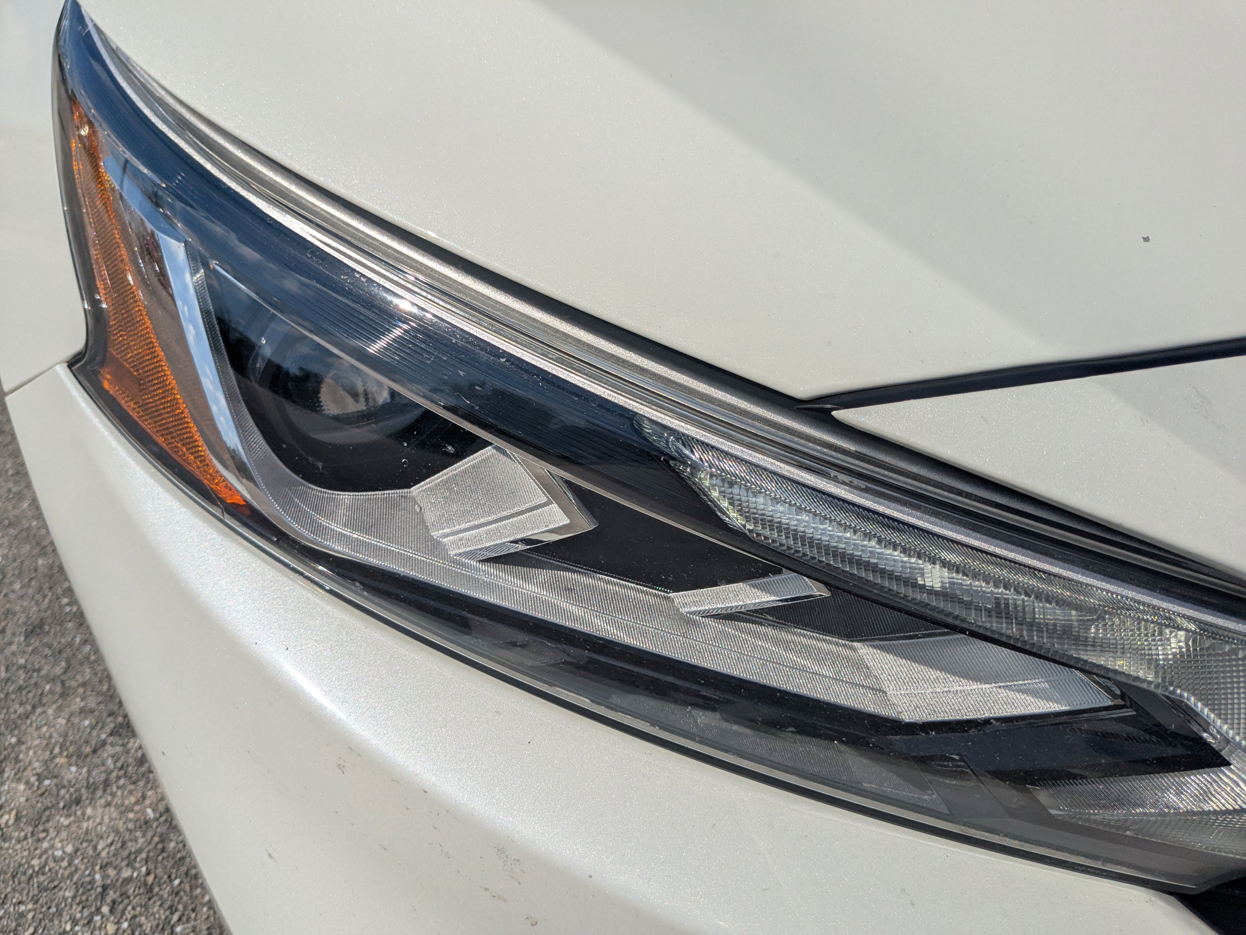 Used 2020 Nissan Altima 2.5 SL FWD image 10