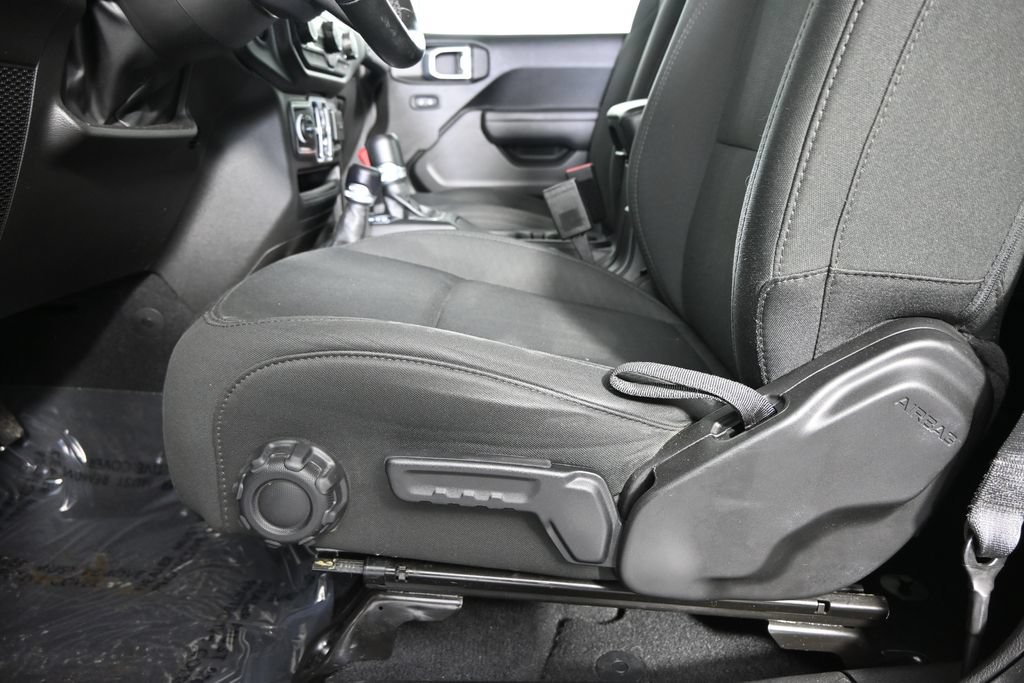 Used 2023 Jeep Gladiator Sport AWD/4WD image 21