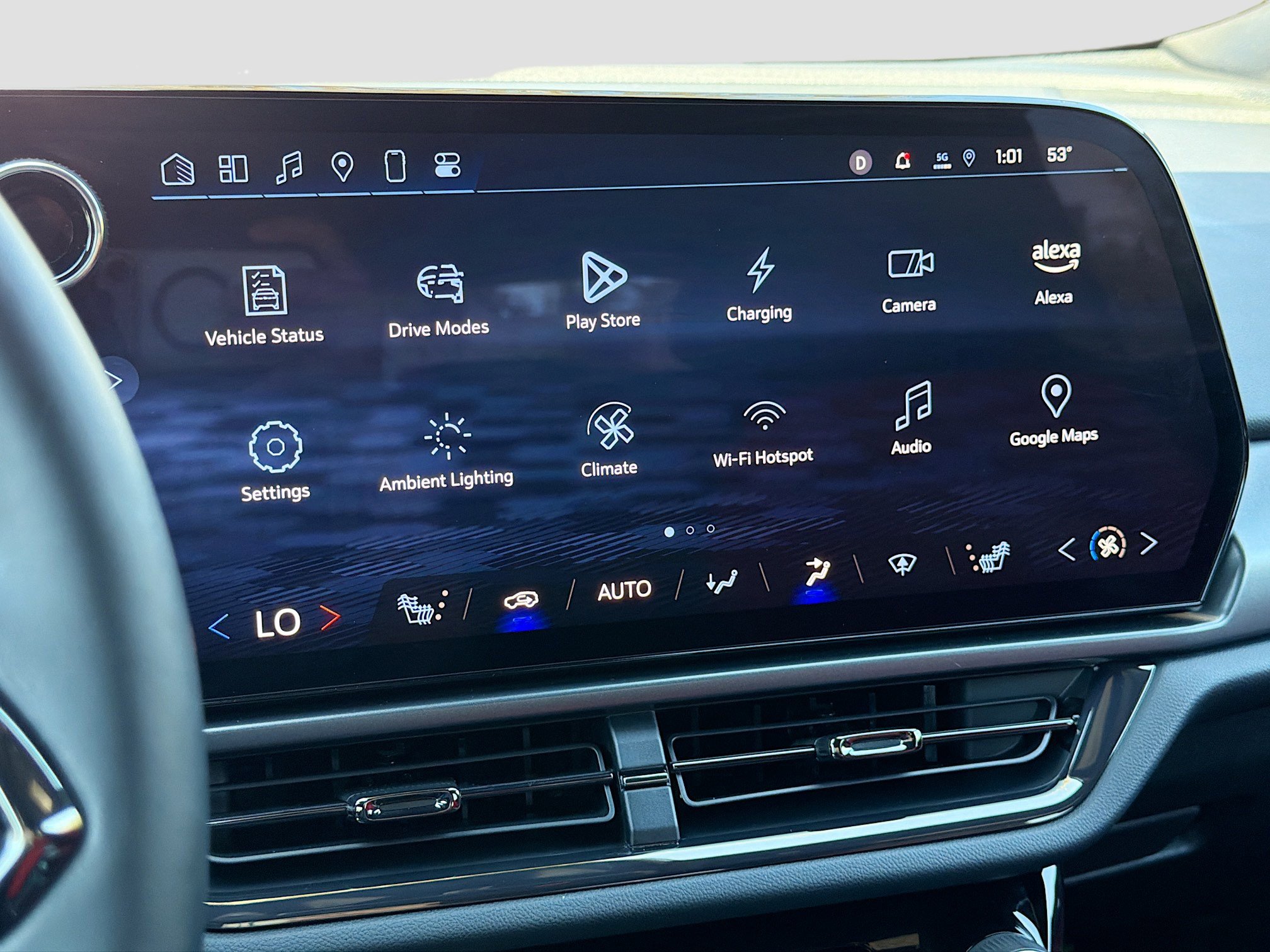 Used 2025 Chevrolet Equinox EV RS image 30