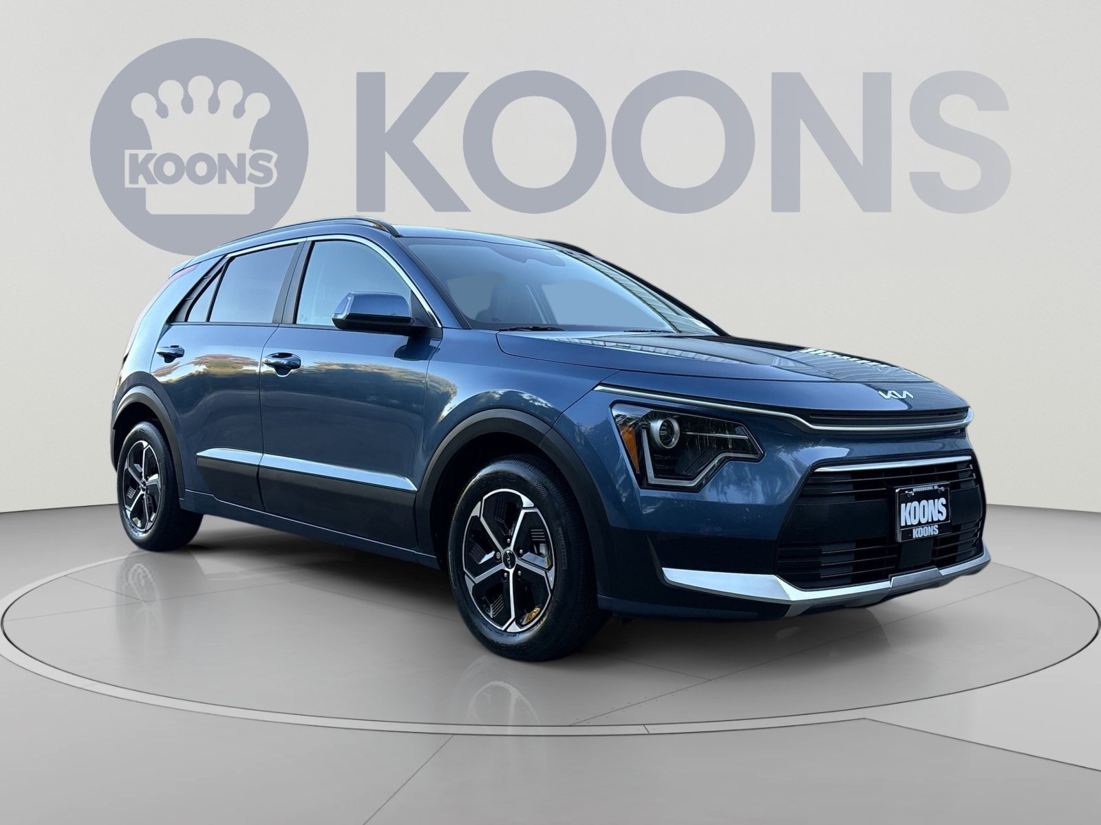Used 2025 Kia Niro EX FWD image 10