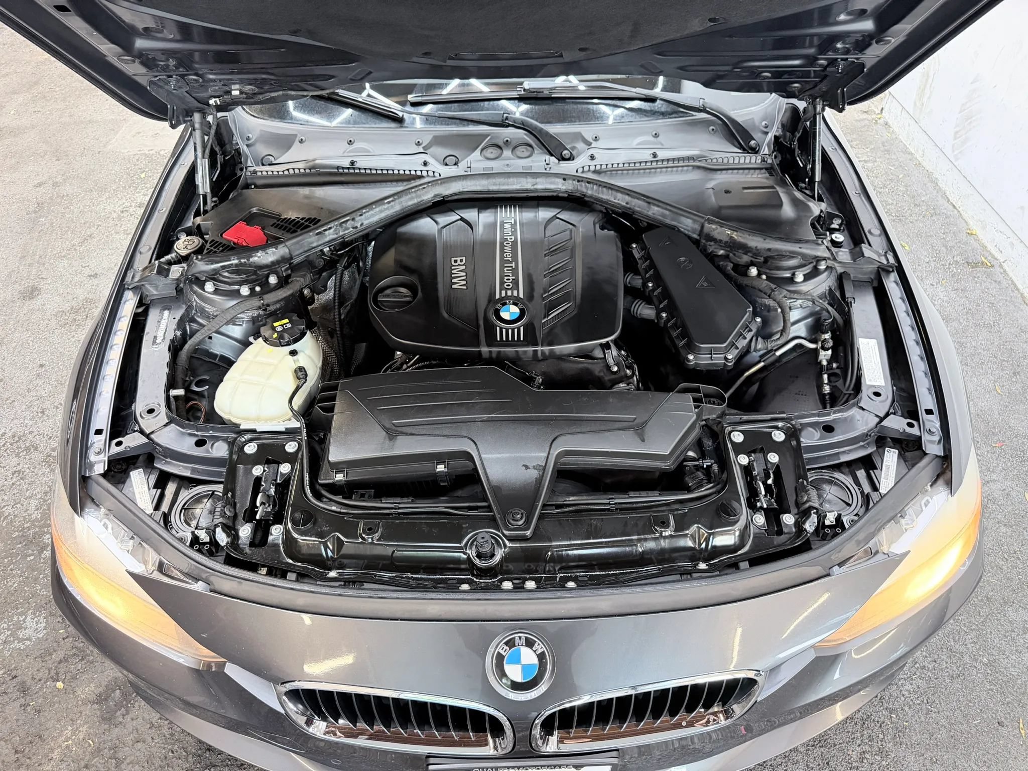 Used 2015 BMW 328d xDrive Sedan AWD/4WD image 28