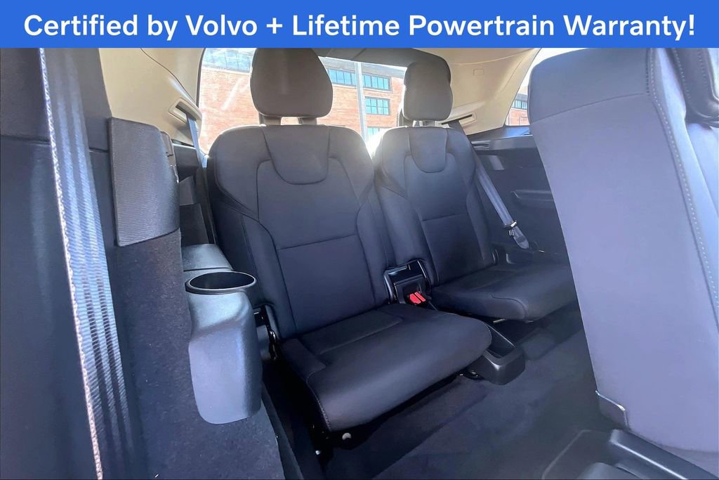 Used 2025 Volvo XC90 B6 Plus image 37