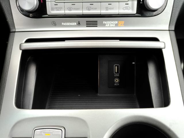 Used 2021 Hyundai Kona SEL w/ Cargo Package FWD image 44