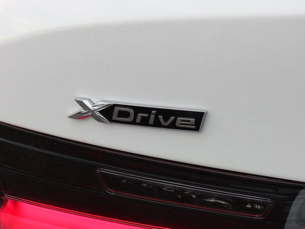 New 2026 BMW 330i xDrive Sedan w/ Premium Package image 20