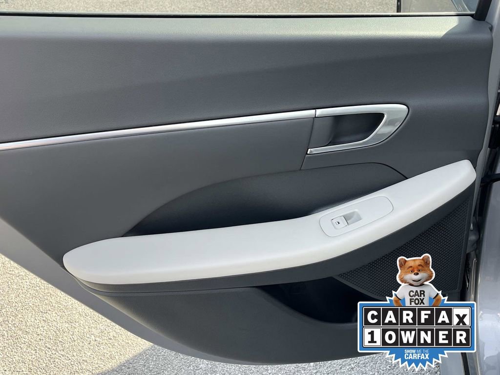 Used 2023 Hyundai Sonata SEL image 16