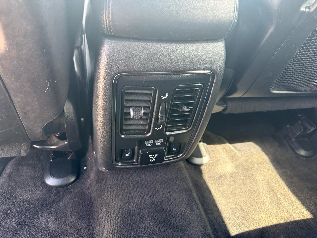 Used 2015 Dodge Durango Limited w/ Premium Group image 39