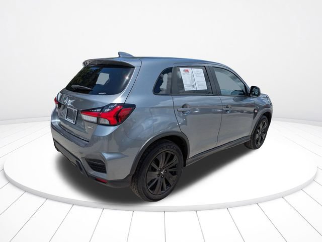 Used 2025 Mitsubishi Outlander Sport LE AWD/4WD image 4