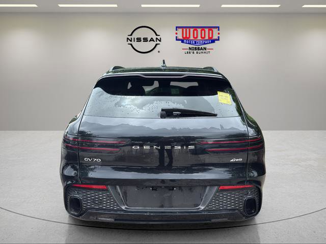 Used 2022 Genesis GV70 2.5T AWD/4WD image 3