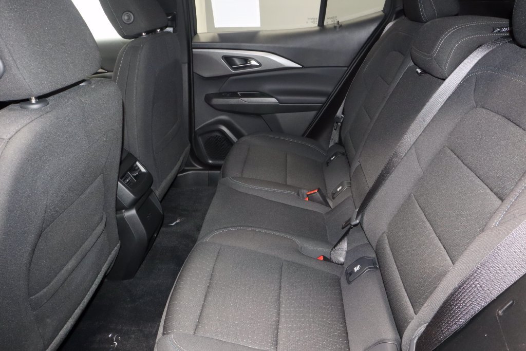 Used 2025 Chevrolet Equinox EV LT w/ Comfort Package FWD image 22