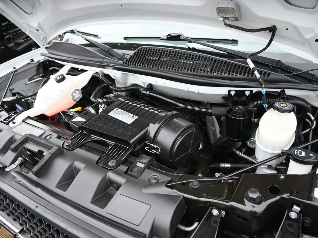 Used 2020 Chevrolet Express 3500 LT w/ LT Preferred Equipment Group image 9