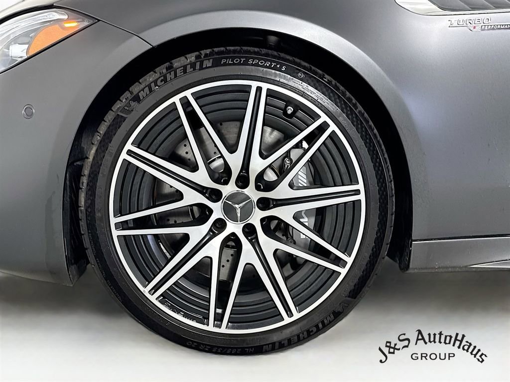 Used 2025 Mercedes-Benz C 63 AMG S image 38