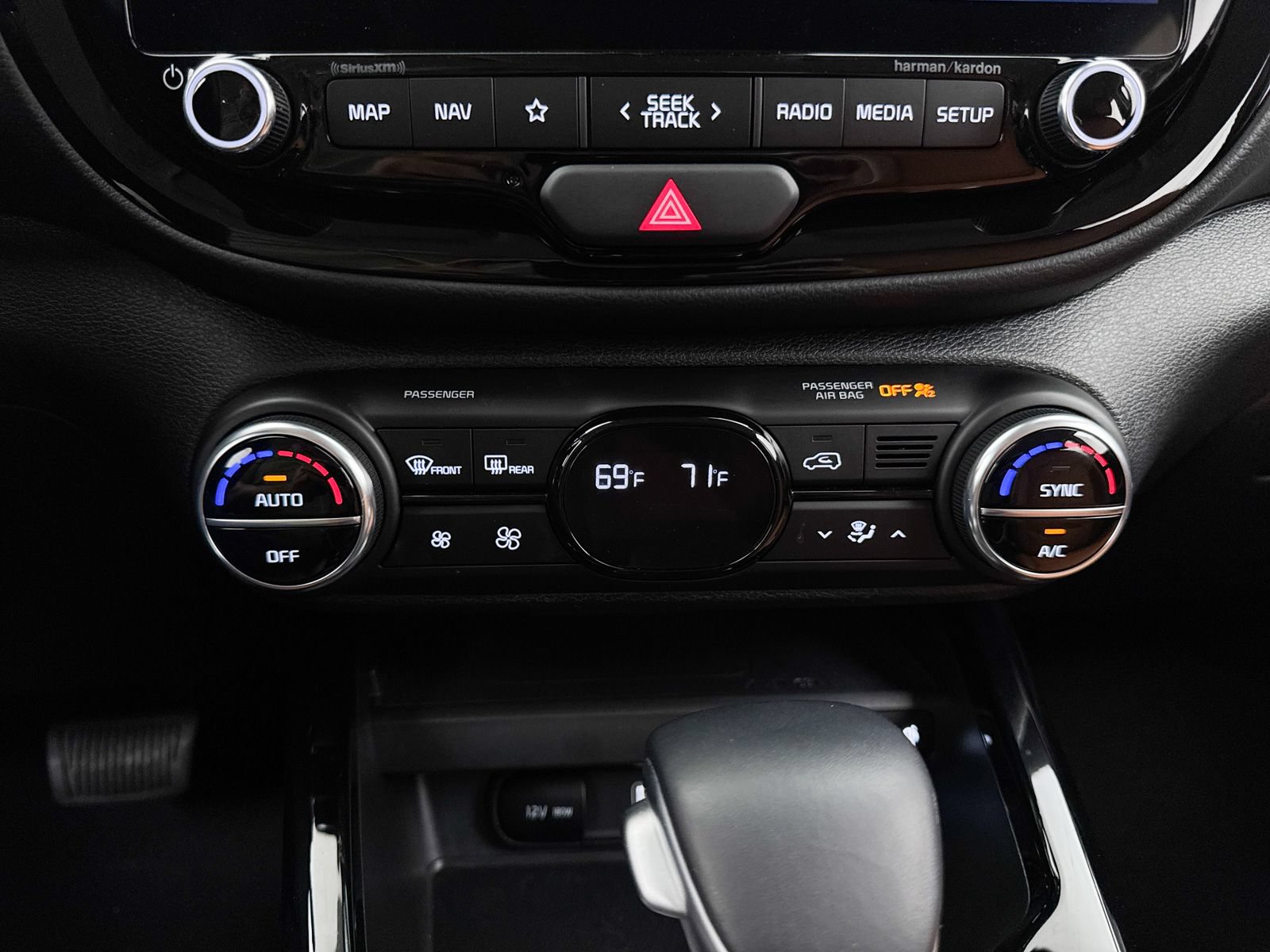 Certified 2025 Kia Soul EX FWD image 26