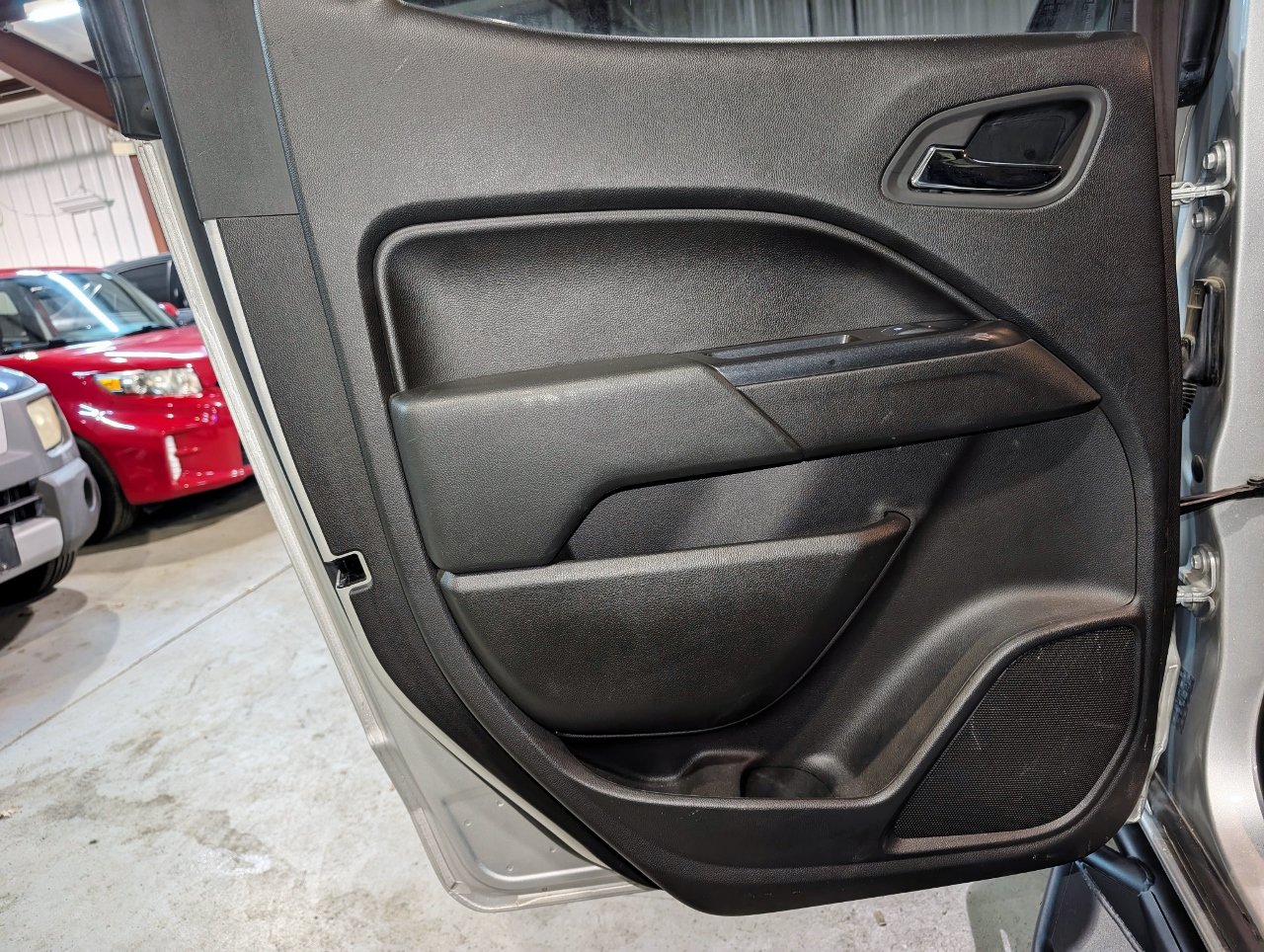 Used 2019 Chevrolet Colorado LT w/ Colorado RST Special Edition RWD image 17
