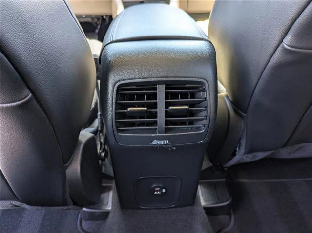 Used 2020 Ford Escape SEL image 17