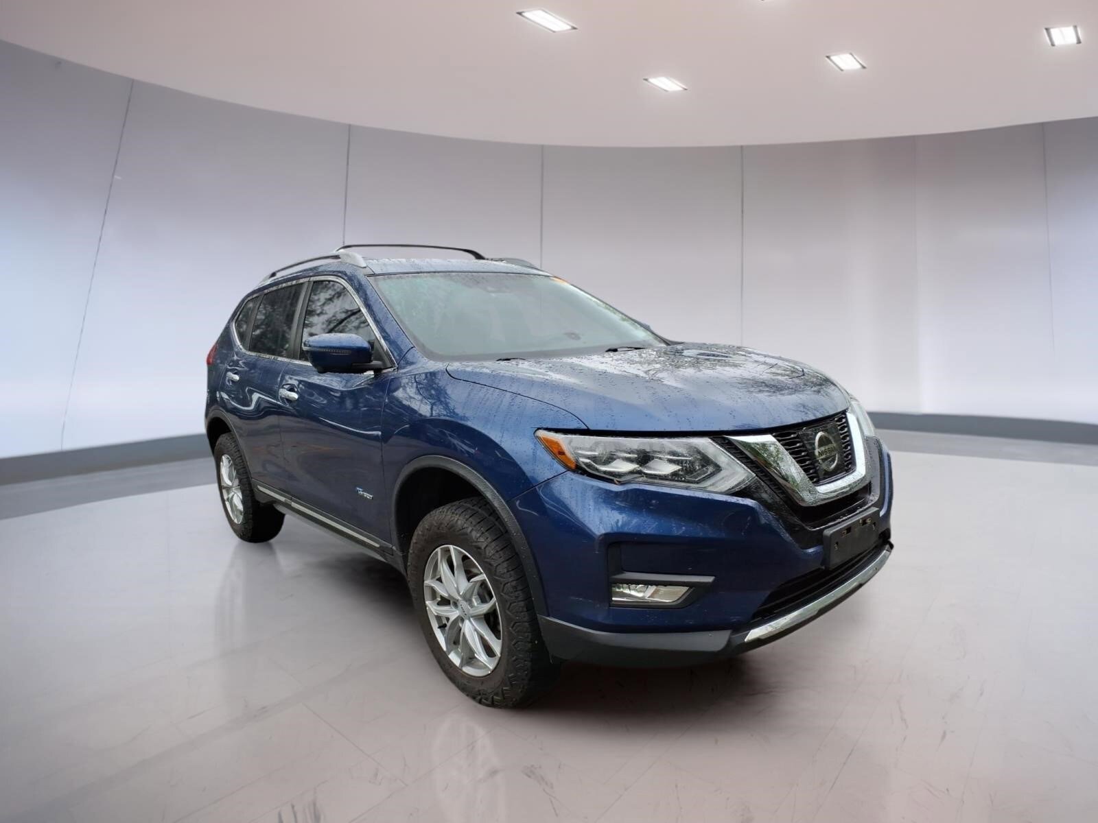 Used 2017 Nissan Rogue SL w/ SL HEV Premium Package AWD/4WD image 1