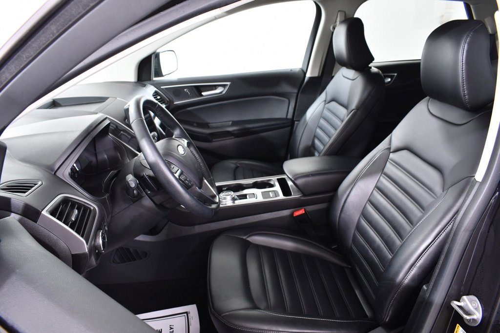Used 2024 Ford Edge SEL w/ Convenience Package image 6