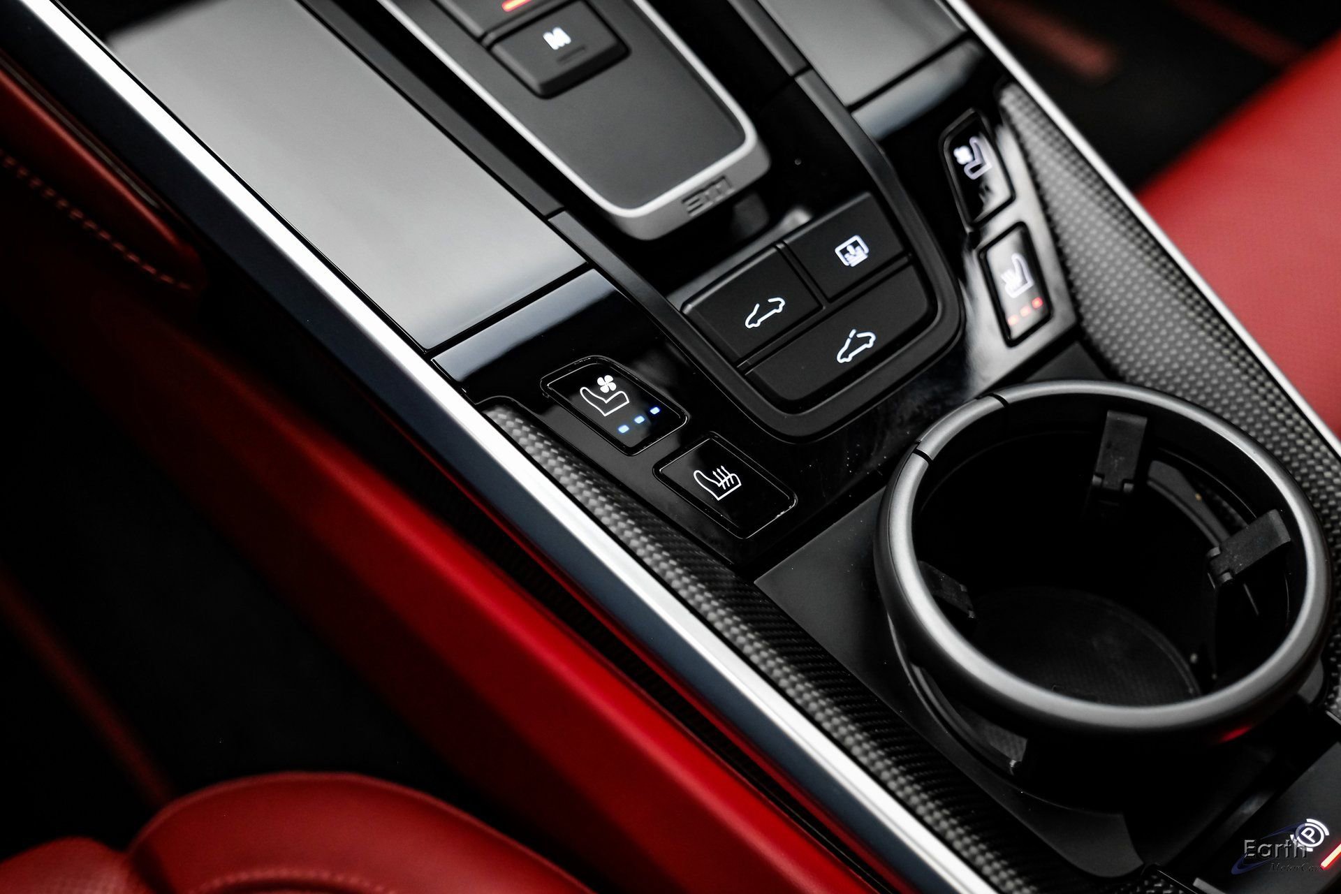 Used 2021 Porsche 911 Turbo S image 66