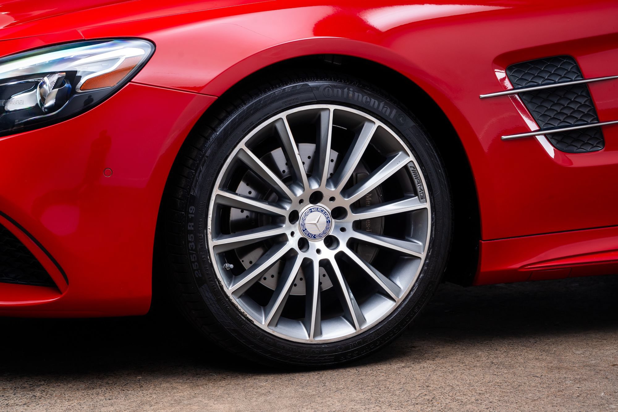 Used 2017 Mercedes-Benz SL 450 image 4