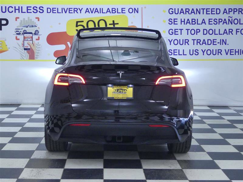 Used 2020 Tesla Model Y Long Range image 5