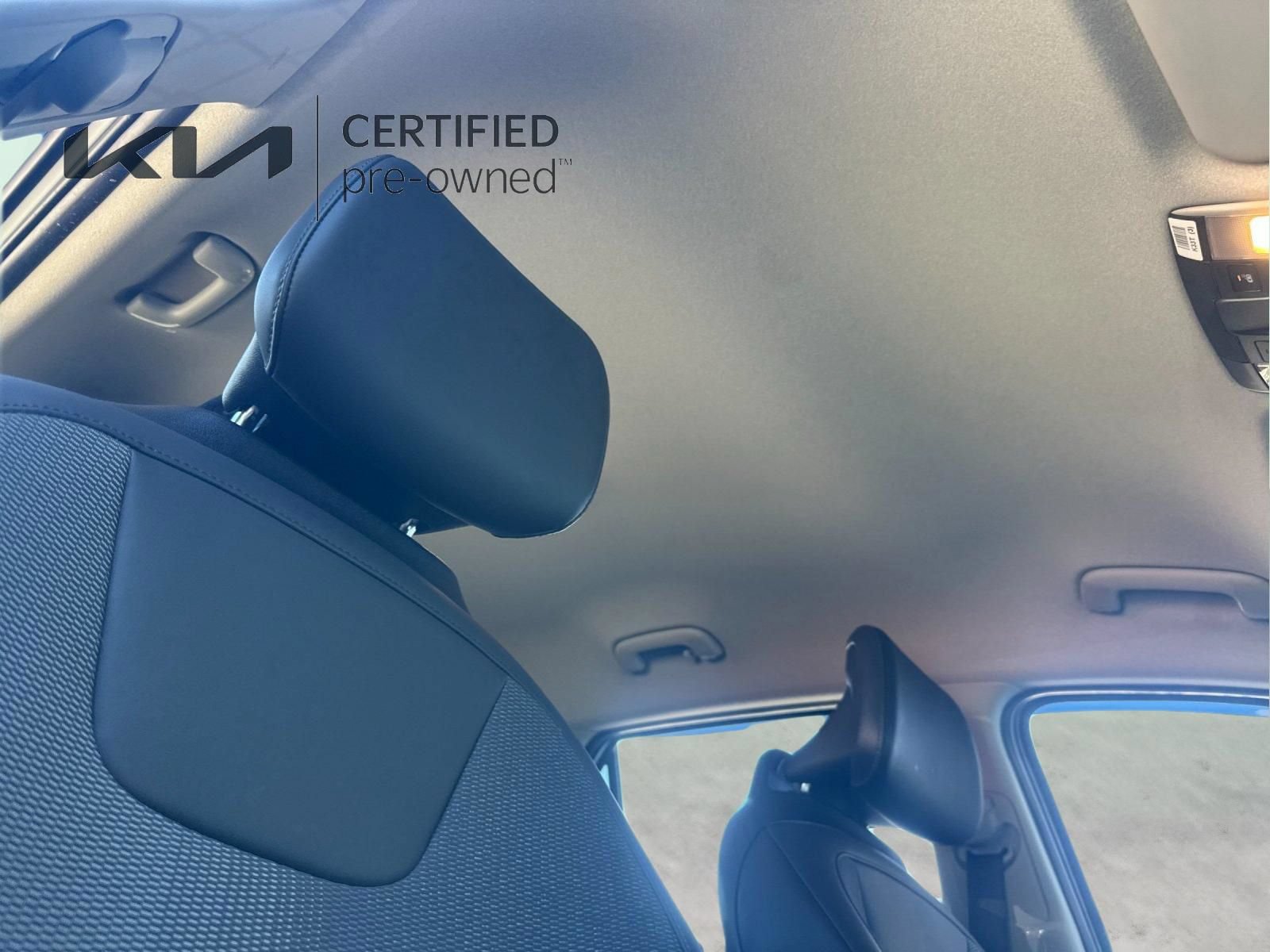 Certified 2025 Kia Niro EX FWD image 18