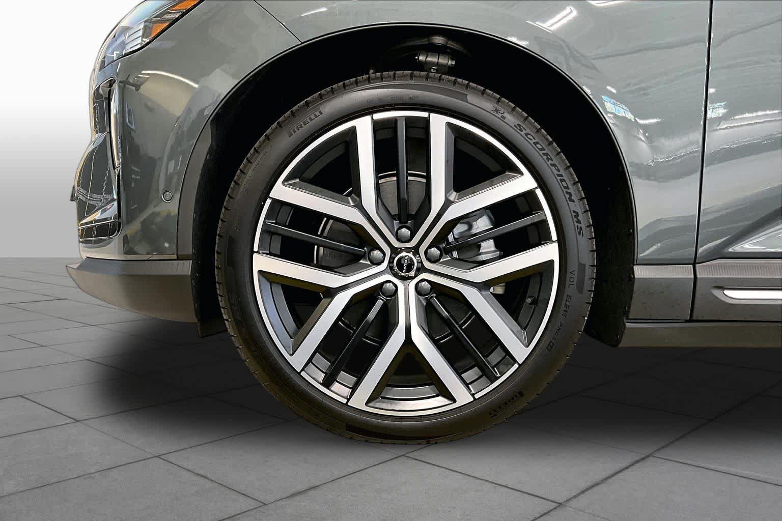 New 2027 Volvo EX60 Ultra AWD/4WD image 16