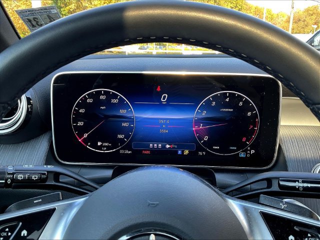 Used 2026 Mercedes-Benz GLC 300 4MATIC image 15