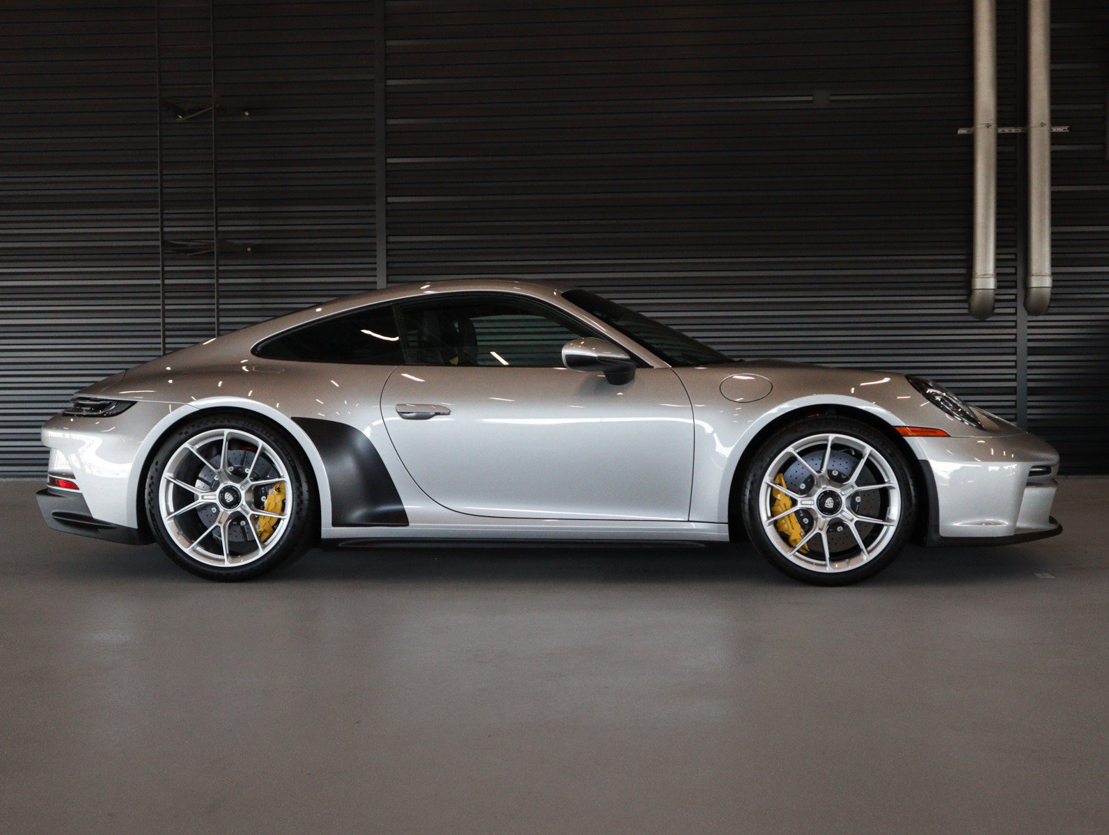 Used 2022 Porsche 911 GT3 RWD image 12