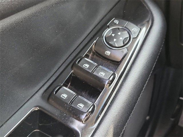 Used 2020 Ford Edge SEL image 24