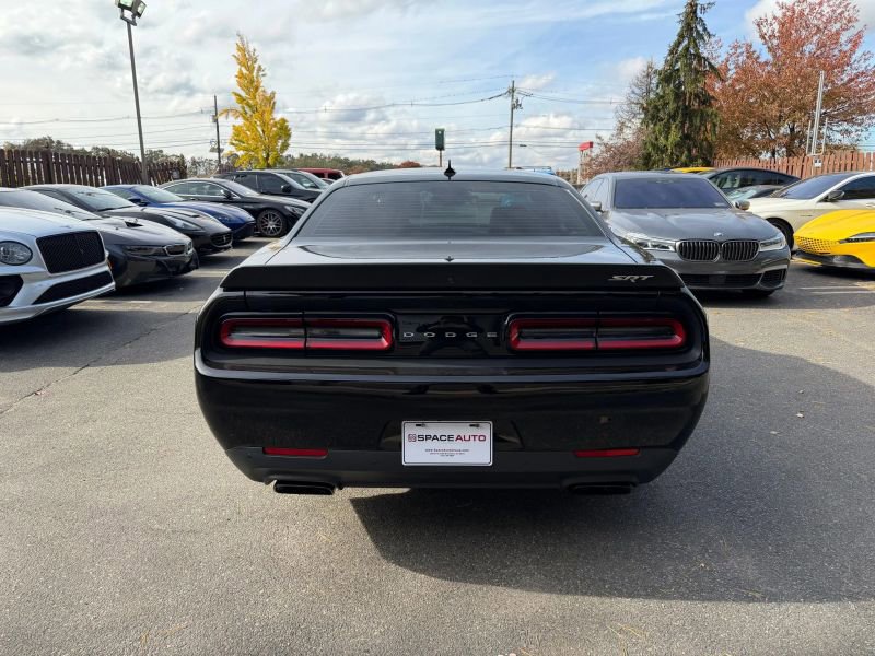 Used 2015 Dodge Challenger SRT Hellcat image 5