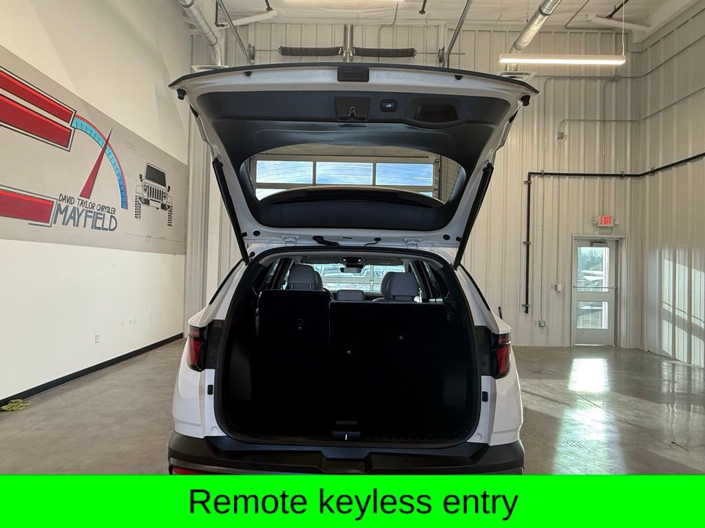 Used 2025 Hyundai Tucson SEL image 4