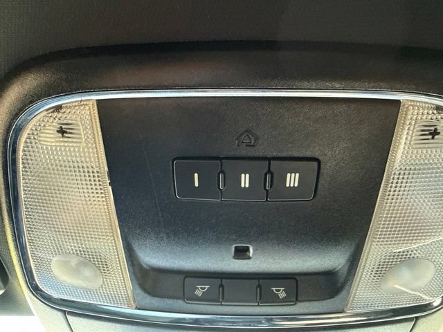 Used 2019 Chrysler 300 S RWD image 34