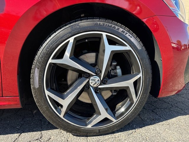 Used 2020 Volkswagen Passat 2.0T R-Line image 23