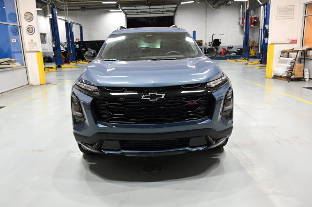 New 2027 Chevrolet Equinox RS w/ Safety and Technology Package AWD/4WD image 2