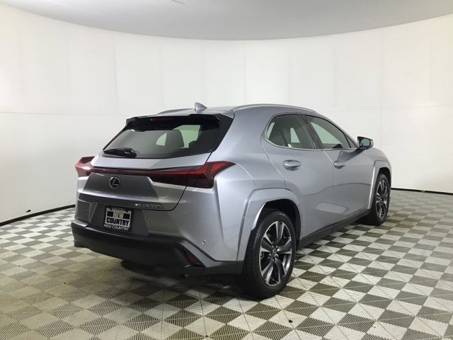 Used 2025 Lexus UX 300h AWD image 7