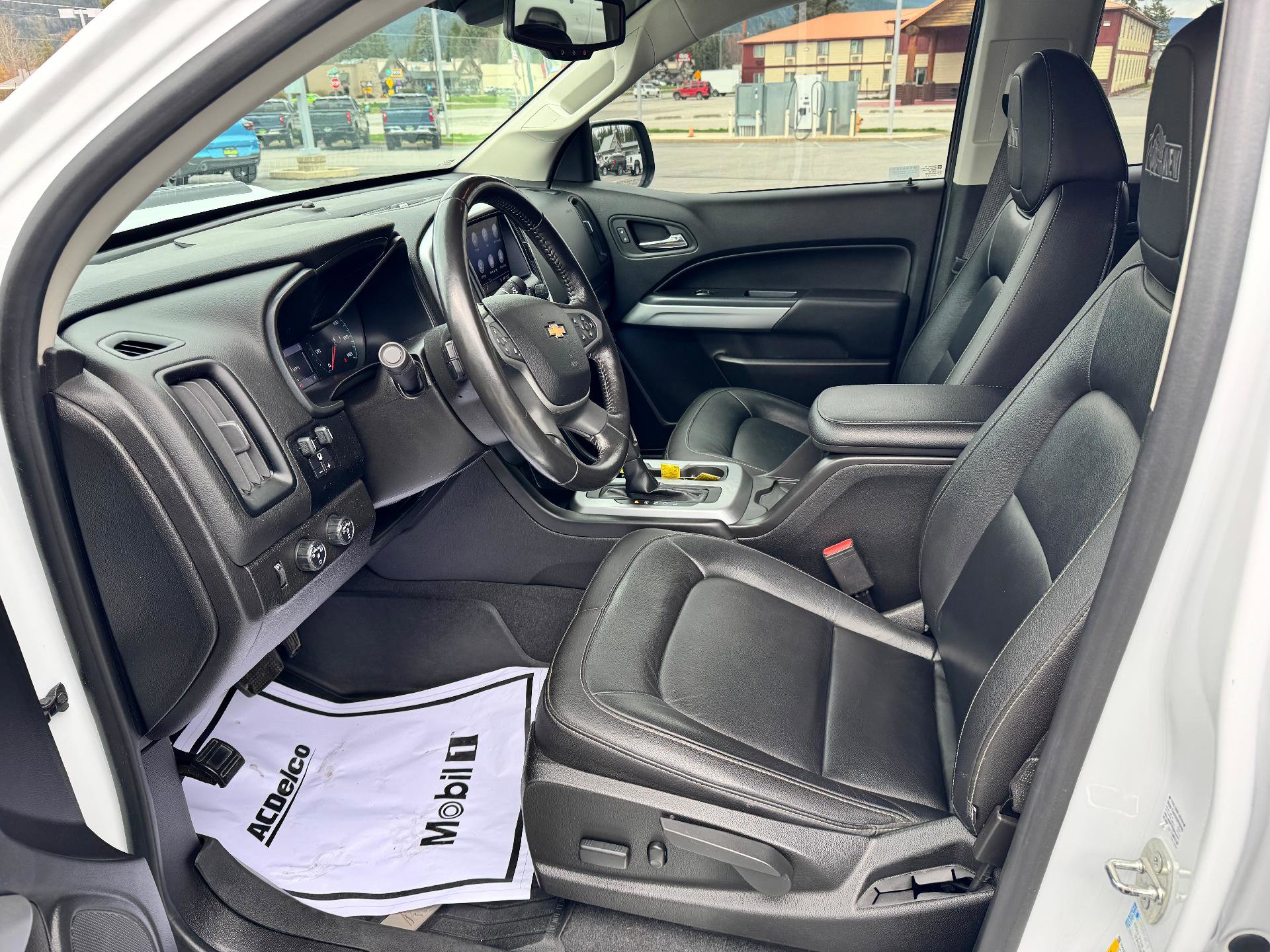 Used 2019 Chevrolet Colorado ZR2 w/ Colorado ZR2 Bison Edition AWD/4WD image 10