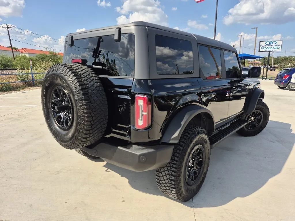 Used 2022 Ford Bronco Outer Banks w/ Sasquatch Package AWD/4WD image 6