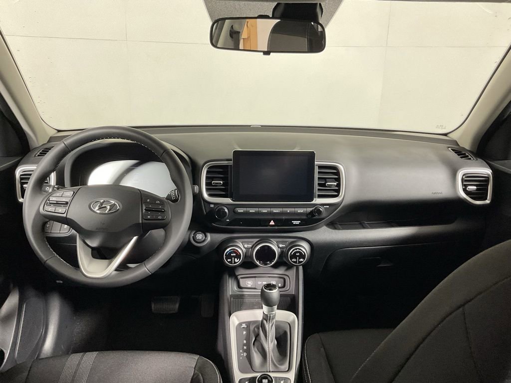 New 2026 Hyundai Venue SEL FWD image 23